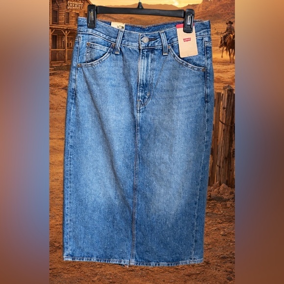 Levi's Dresses & Skirts - Levi's Classic Blue Denim Skirt